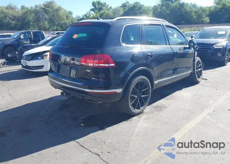 2016 Volkswagen Touareg Tdi Executive from USA, damaged, VIN WVGEP9BP8GD000603